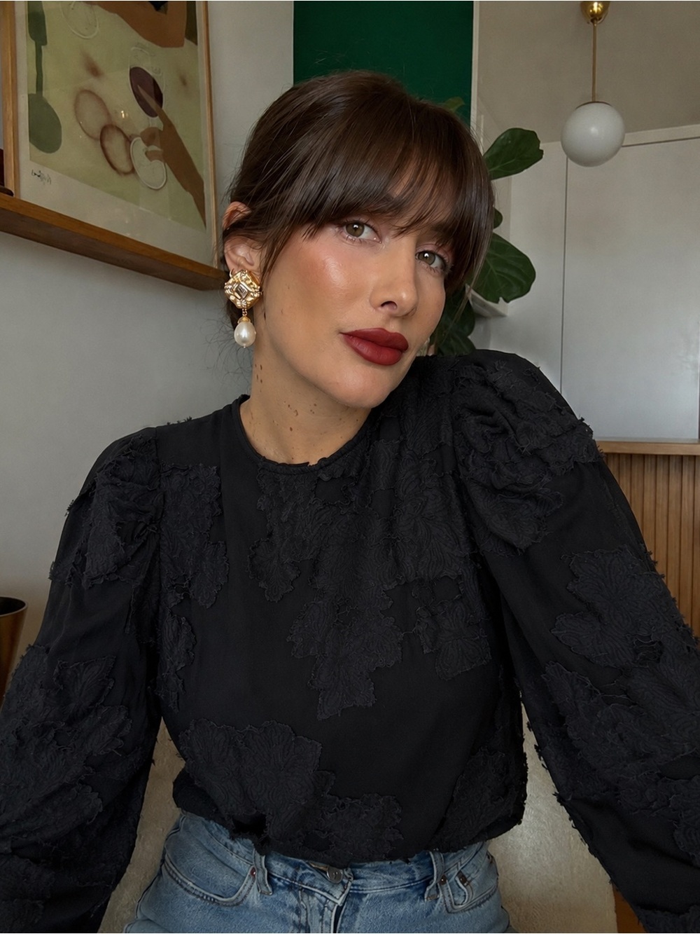 Aritzia Wilfred Black Floral Appliqué Sheer Puff Sleeve Cropped Blouse XS